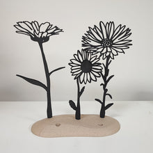 Afbeelding in Gallery-weergave laden, Geboortebloemen zwart mdf | Joeff
