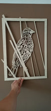 Afbeelding in Gallery-weergave laden, Houten &#39;poster&#39; vogel | Houten wanddecoratie
